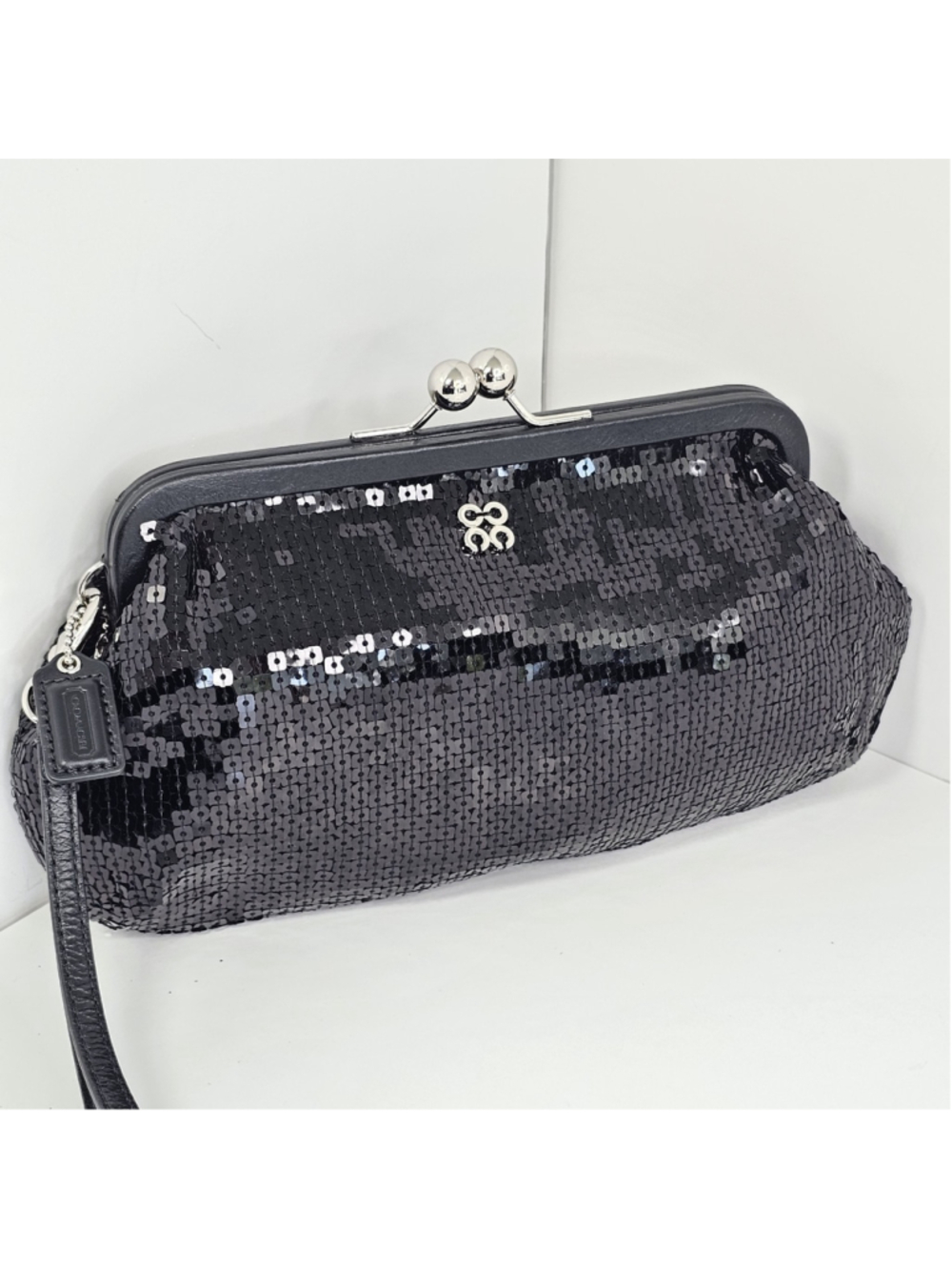 AUTHENTIC COACH Julia Special Edition Black Sequin Kisslock Wristlet Clutch